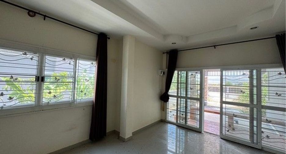 出售 2 卧室 独立屋 在 Ban Khai, Rayong