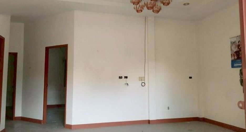 Haus zum Kauf mit 2 Zimmer in Nikhom Phatthana, Rayong
