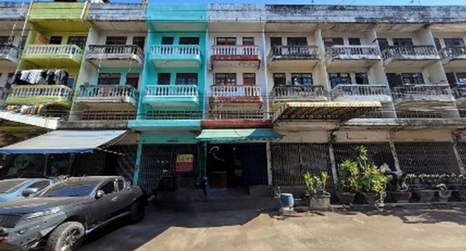 For sale 1 bed retail Space in Bang Khun Thian, Bangkok