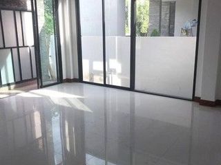 Casa en venta de 3 habitaciones en Ban Khai, Rayong