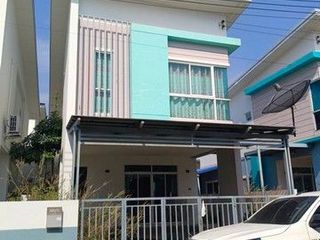 Casa en venta de 3 habitaciones en Ban Khai, Rayong
