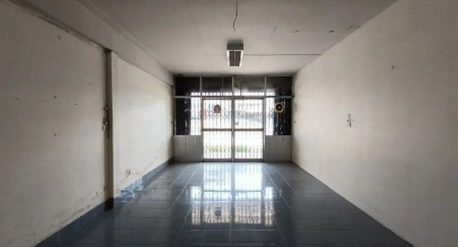 À vendre 1 chambre local commercial à Pak Tho, Ratchaburi