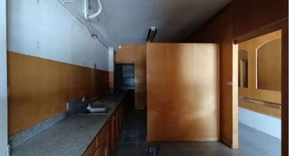 À vendre 1 chambre local commercial à Pak Tho, Ratchaburi