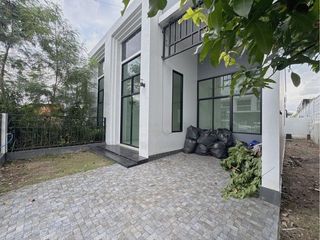 Casa en venta de 2 habitaciones en Ban Khai, Rayong