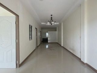 Продажа 3 спальни таунхаус в Бан Кхай, Районг