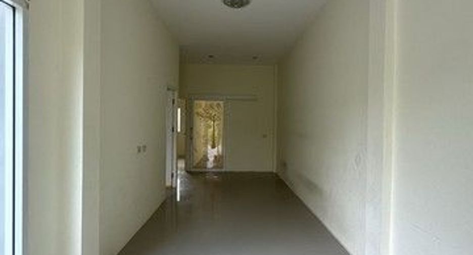 Haus zum Kauf mit 2 Zimmer in Ban Khai, Rayong