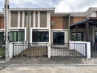For sale 2 bedrooms townhouse in Ban Khai, Rayong
