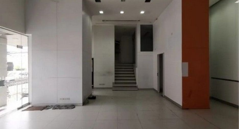 À vendre 1 chambre bureau à Pak Tho, Ratchaburi