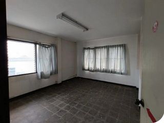 Oficina en venta de 1 habitaciones en Mueang Lamphun, Lamphun