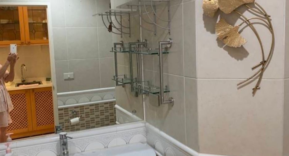 For rent 1 bed condo in Bang Rak, Bangkok