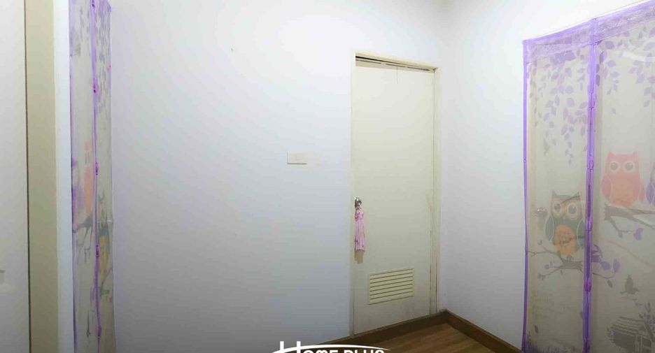 For sale 3 bedrooms townhouse in Sam Phran, Nakhon Pathom