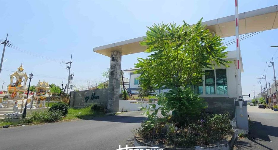 For sale 3 bedrooms townhouse in Sam Phran, Nakhon Pathom