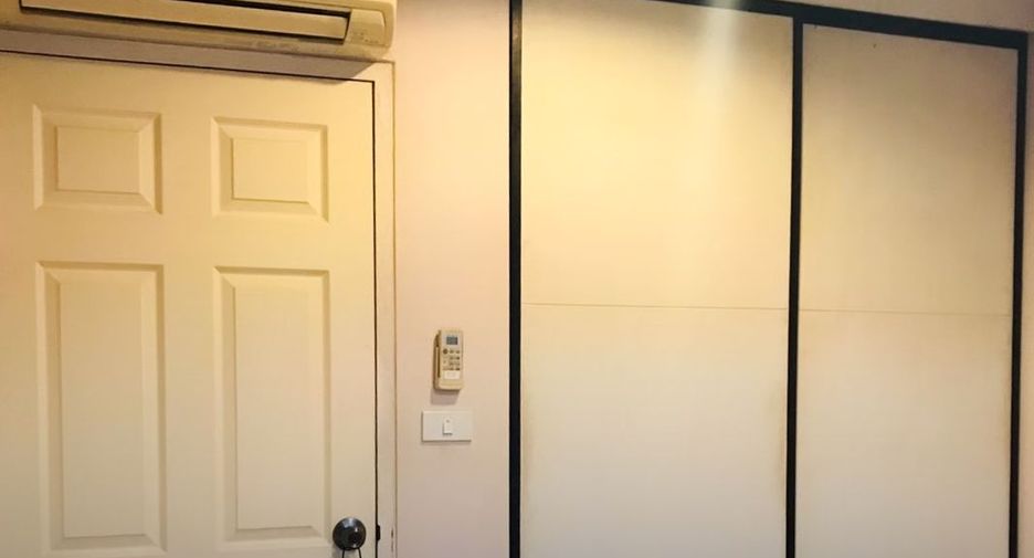 For sale 1 bed condo in Don Mueang, Bangkok