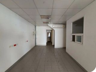À vendre 1 chambre bureau à Pak Tho, Ratchaburi