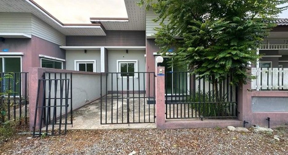 Casa en venta de 2 habitaciones en Ban Khai, Rayong