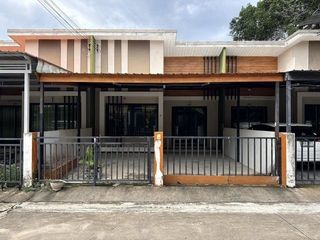 For sale 2 bedrooms townhouse in Ban Khai, Rayong