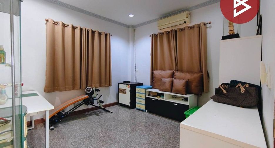 For sale 4 bedrooms house in Mueang Samut Sakhon, Samut Sakhon