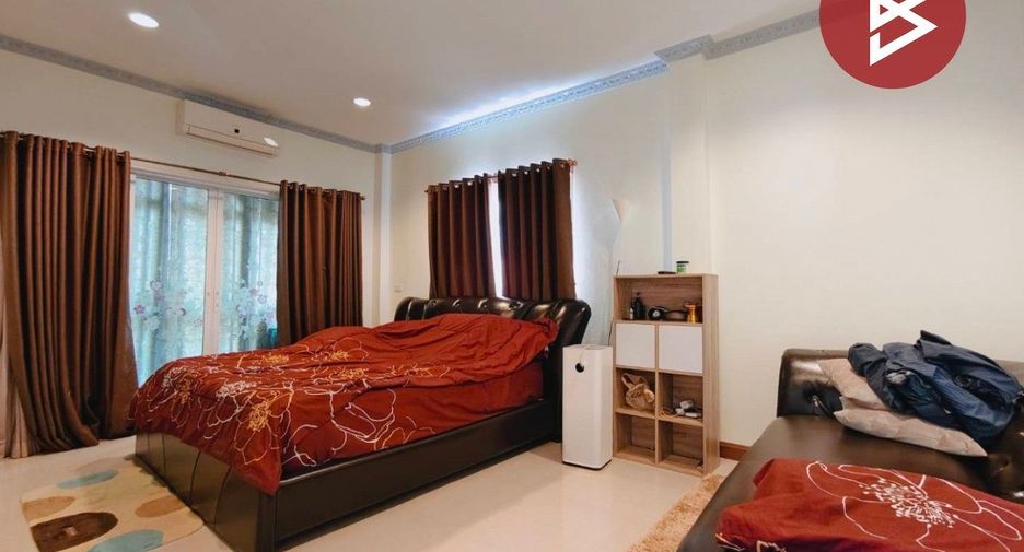 For sale 4 bedrooms house in Mueang Samut Sakhon, Samut Sakhon