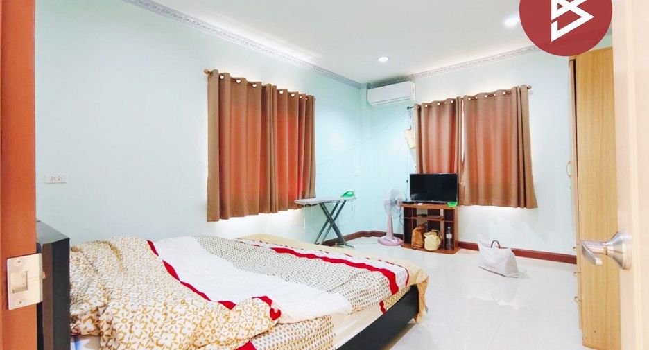 For sale 4 bedrooms house in Mueang Samut Sakhon, Samut Sakhon
