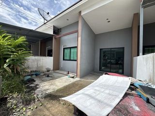 For sale 2 bedrooms townhouse in Ban Khai, Rayong