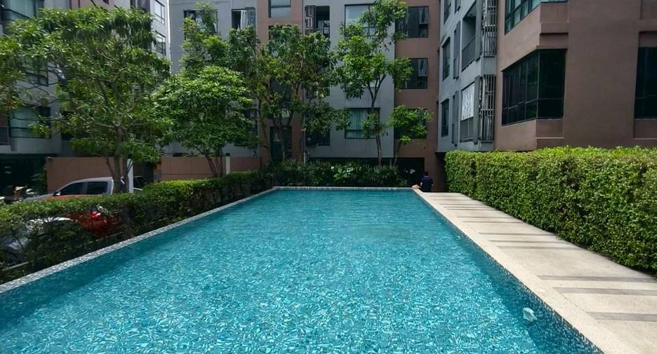 For sale 1 bed condo in Bang Khen, Bangkok