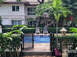 出租 4 卧室 独立屋 在 Khlong Toei, 曼谷