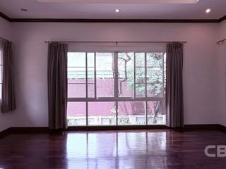 出租 4 卧室 独立屋 在 Khlong Toei, 曼谷