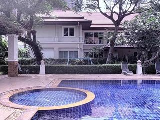 出租 4 卧室 独立屋 在 Khlong Toei, 曼谷