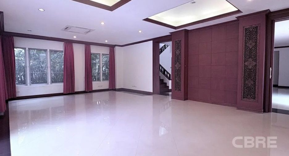 ให้เช่า 4 ห้องนอน บ้านเดี่ยว ใน คลองเตย, กรุงเทพฯ