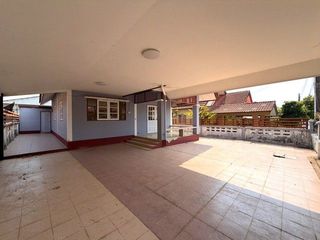 Casa en venta de 2 habitaciones en Ban Khai, Rayong