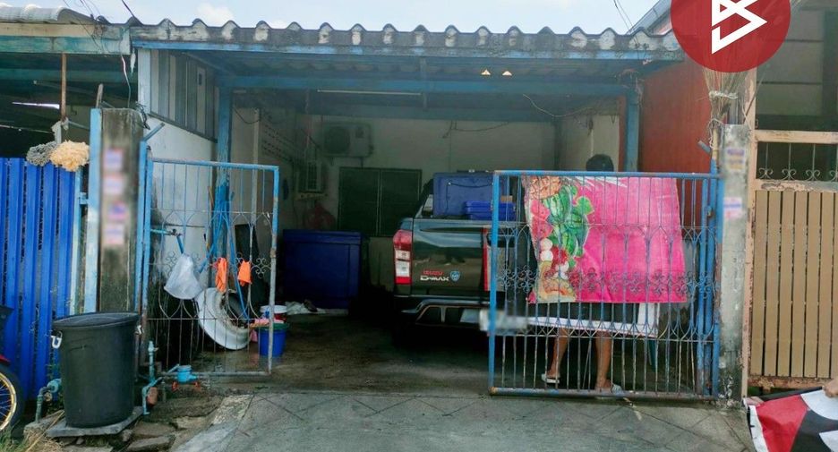 Reihenhaus zum Kauf mit 1 Zimmer in Khlong Sam Wa, Bangkok