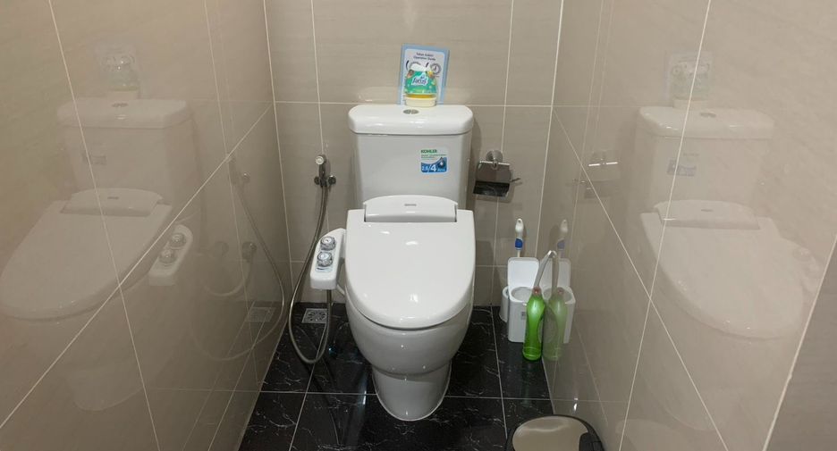 ขาย 2 ห้องนอน คอนโด ใน คลองเตย, กรุงเทพฯ