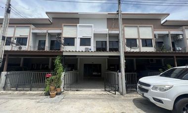 For sale 3 bedrooms townhouse in Mueang Chon Buri, Chonburi