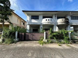 Casa en venta de 3 habitaciones en Ban Khai, Rayong