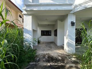Casa en venta de 3 habitaciones en Ban Khai, Rayong
