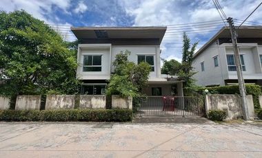 For sale 3 bedrooms house in Si Racha, Chonburi