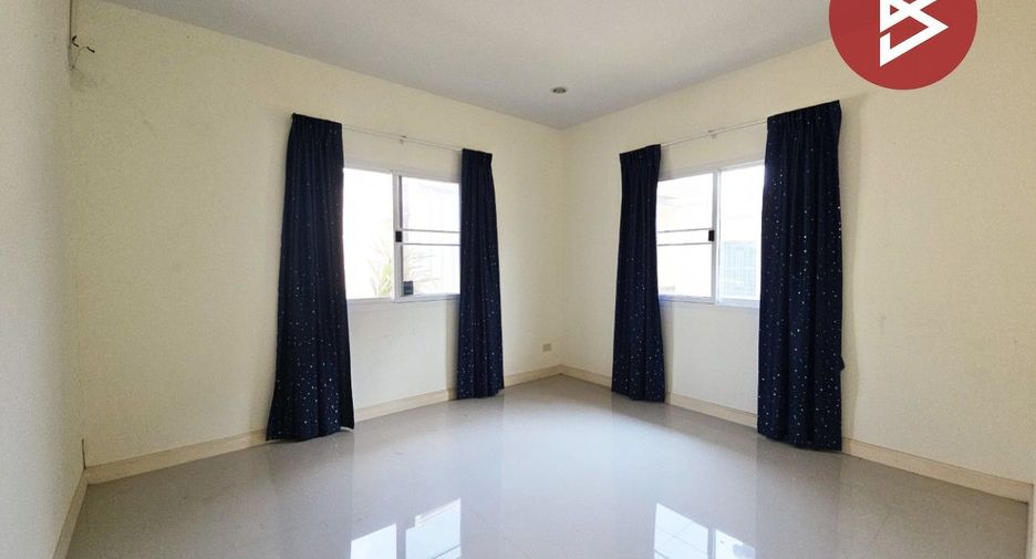Casa en venta de 3 habitaciones en Phan Thong, Chonburi