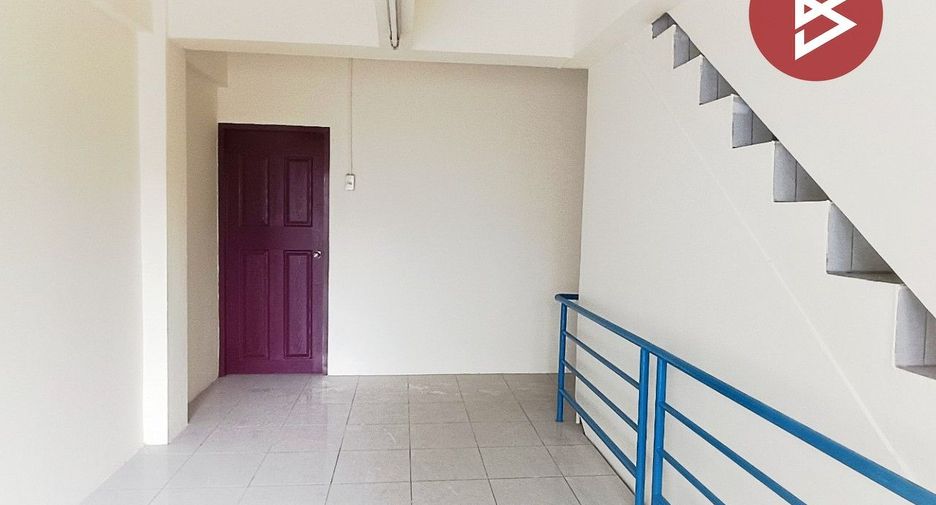 For sale 3 bedrooms retail Space in Pluak Daeng, Rayong