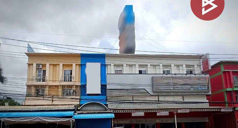 For sale 3 bedrooms retail Space in Pluak Daeng, Rayong