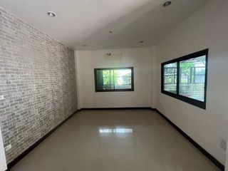 For sale 3 bedrooms house in Ban Bueng, Chonburi
