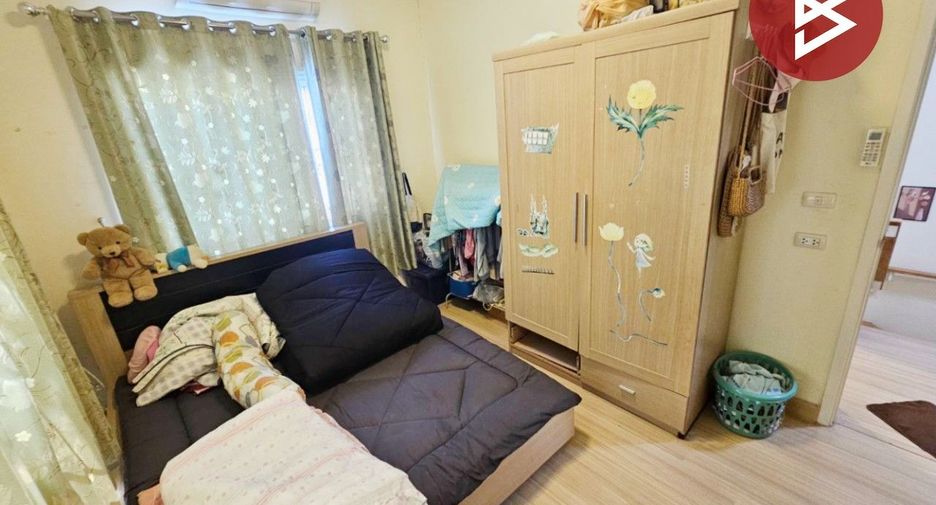 For sale 4 bedrooms townhouse in Bang Phli, Samut Prakan