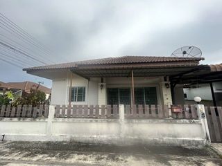 For sale 3 bedrooms house in Ban Bueng, Chonburi