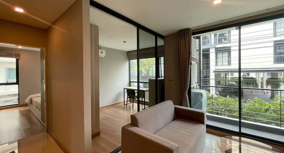 For rent 1 bed condo in Phra Khanong, Bangkok