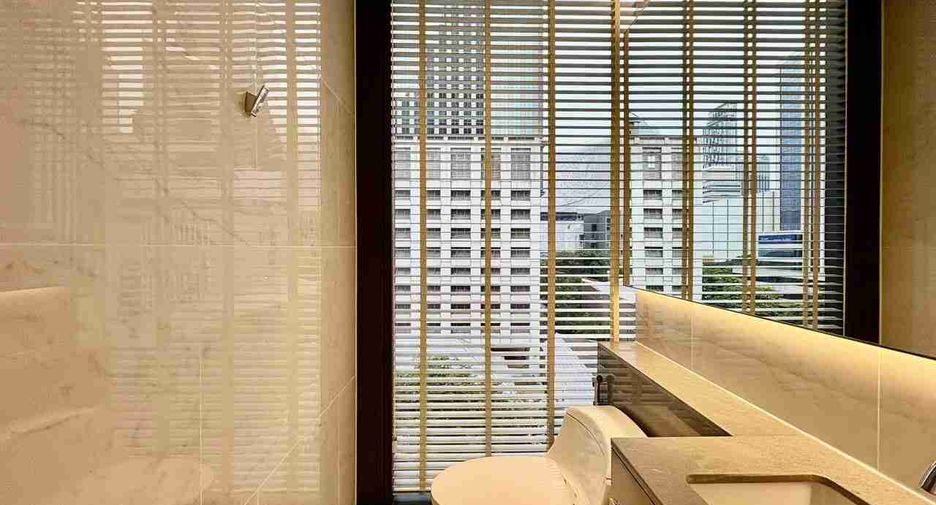 À louer 3 chambres condo à Pathum Wan, Bangkok