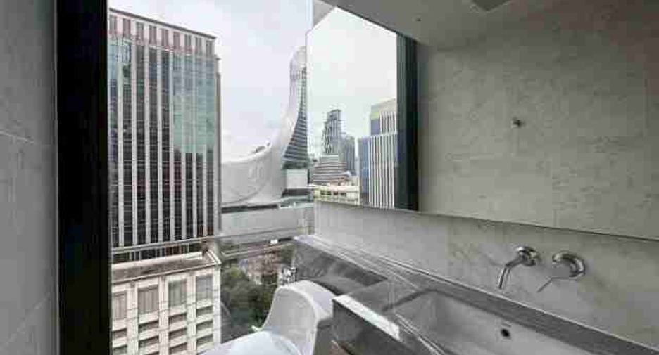 For rent 2 bedrooms condo in Pathum Wan, Bangkok
