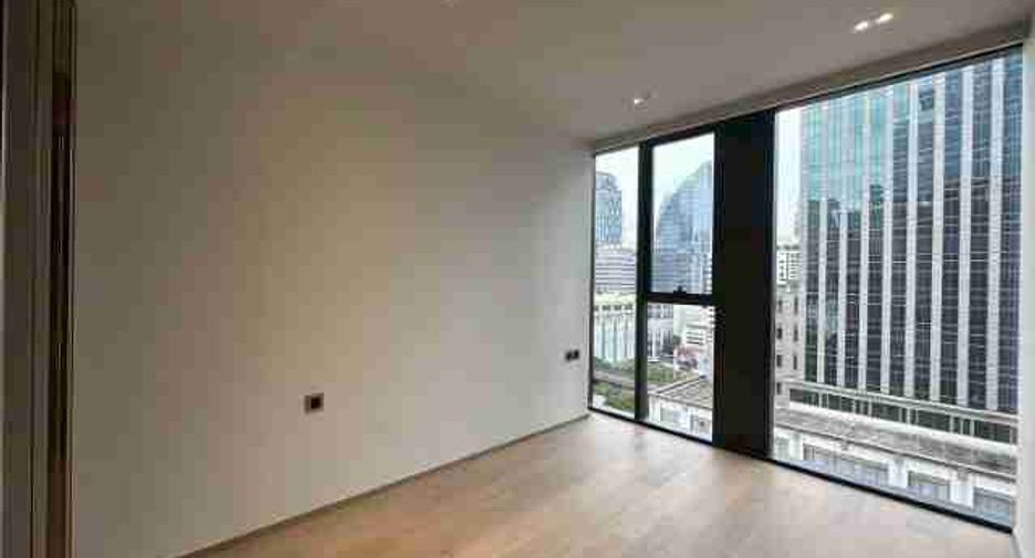 For rent 2 bedrooms condo in Pathum Wan, Bangkok
