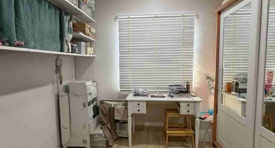 For sale 4 bedrooms house in Bang Kruai, Nonthaburi