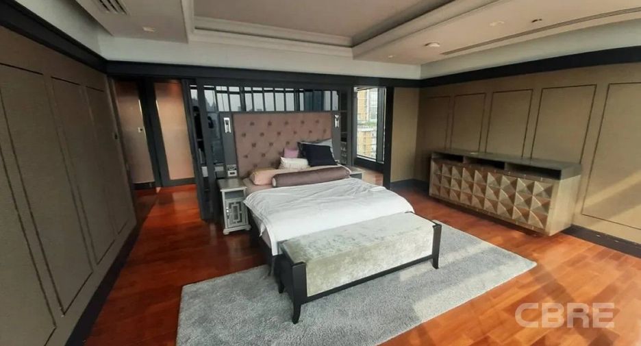 For sale 4 bedrooms condo in Pathum Wan, Bangkok