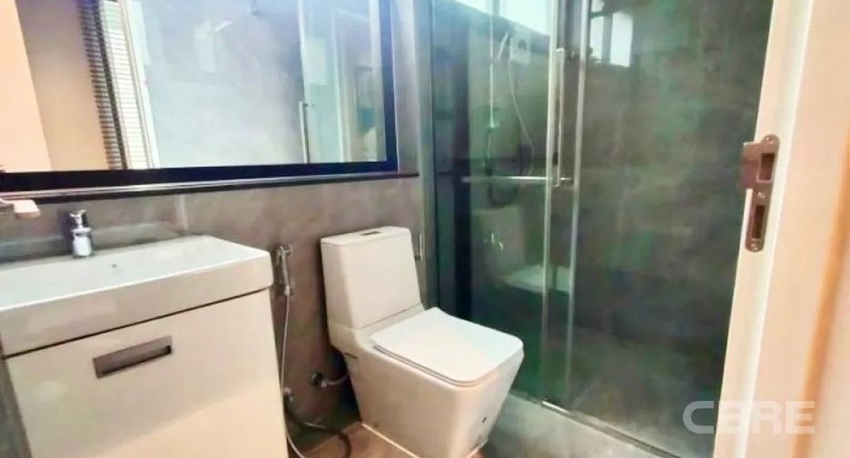 For sale 5 bedrooms house in Lak Si, Bangkok