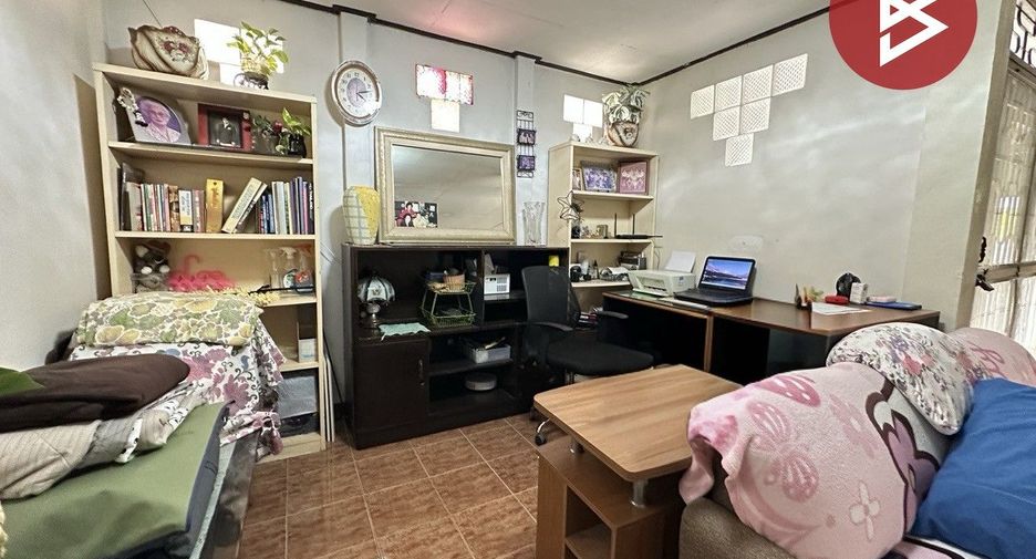 For sale 3 bedrooms house in Lat Phrao, Bangkok